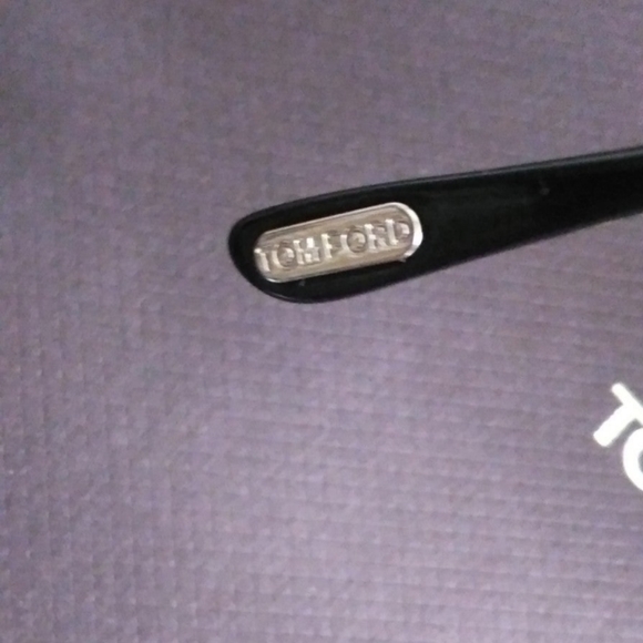 Tom Ford Brand New Gorgeous Sunglasses - Picture 7 of 11